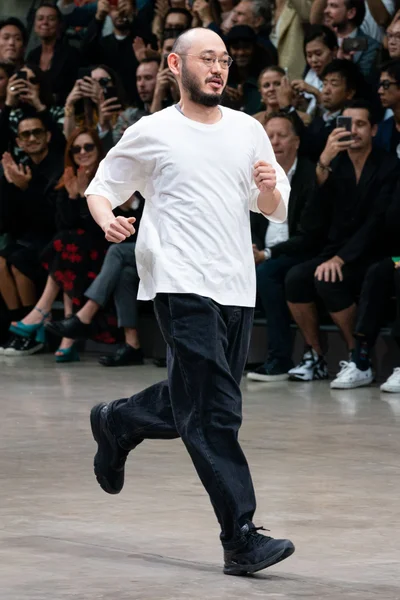 Look 77